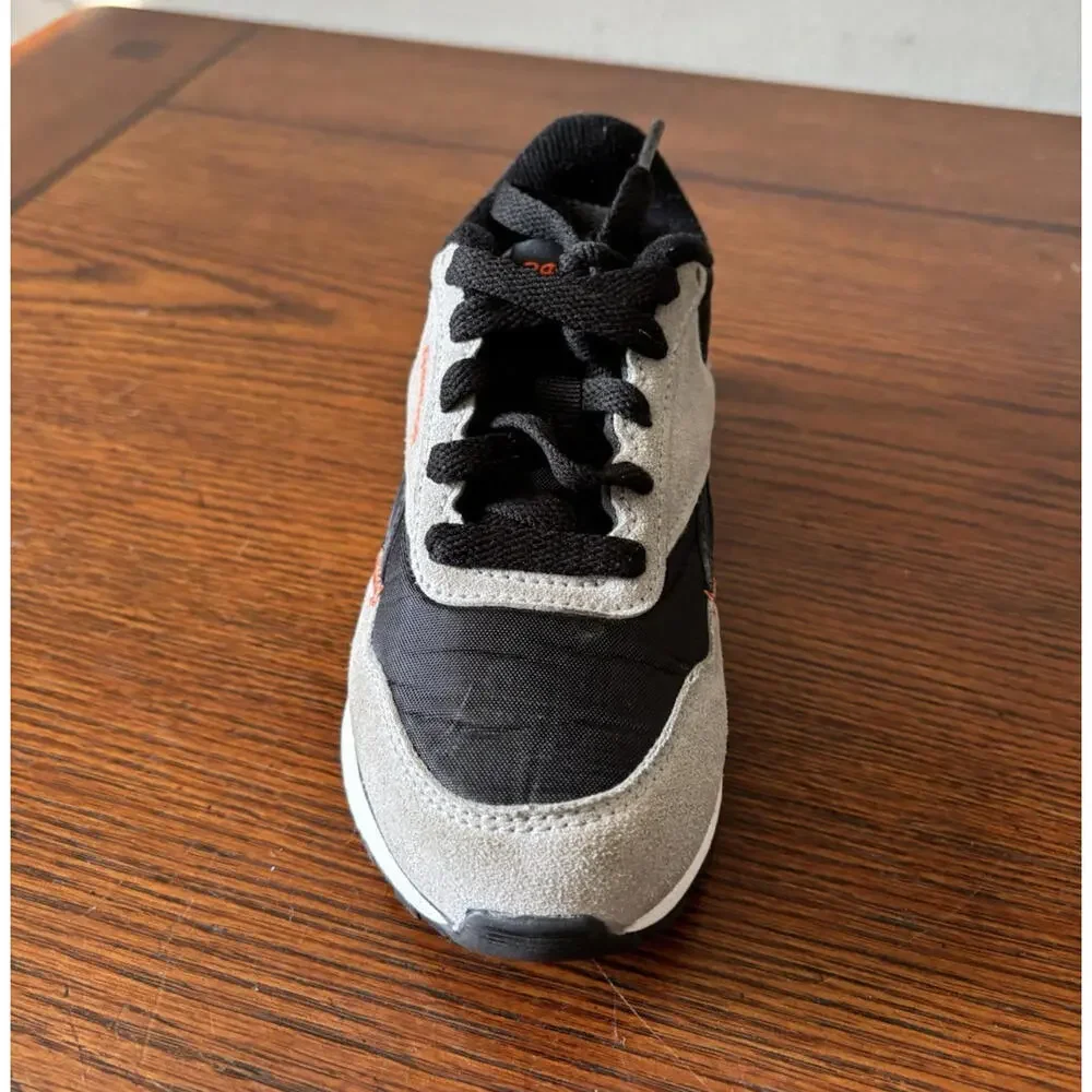 Reebok Youth Classic Tennis Shoe, Sneakers Black White Red Youth Size 11 - Picture 6 of 9